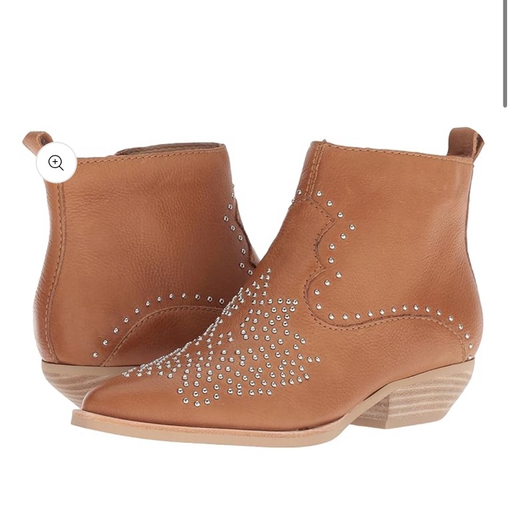 Dolce Vita Uma Mocha Leather bootie w/ studs size 8.5